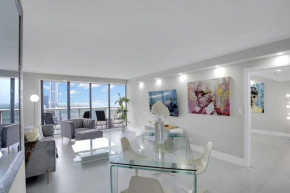 Superstar! Penthouse with Water and Park Views!